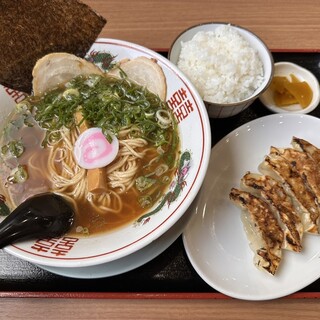 ラーメン定食 口コミ一覧 : ラーメン冨貴 - 和田山/ラーメン [食べログ]