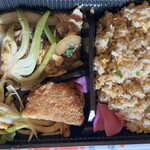 敦煌 - 日替弁当　白ご飯→炒飯に変更