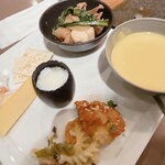 ブッフェアンドカフェ スロープサイドダイナー ザクロ - 