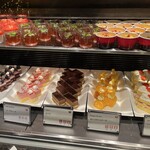 ブッフェアンドカフェ スロープサイドダイナー ザクロ - 