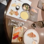 ブッフェアンドカフェ スロープサイドダイナー ザクロ - 