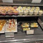 ブッフェアンドカフェ スロープサイドダイナー ザクロ - 