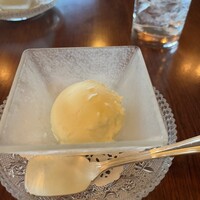 横浜瀬里奈 ステーキドーム - 