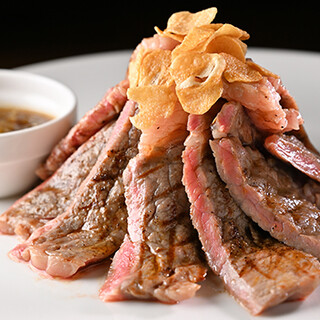 A must-see for garlic lovers! Sirloin fillet garlic Steak is ◎