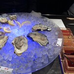 MAIMON GINZA - お替わりオイスター。