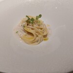 Settanta - この白子のクリームパスタも言うことがない。ゆずと長ネギが重くなりがちのパスタを完璧なバランスにしました。