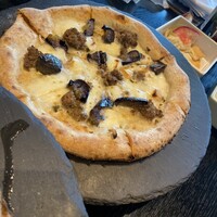 800°DEGREES ARTISAN PIZZERIA - 