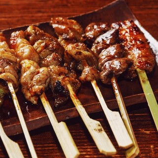 [Faucet High x Yakitori (grilled chicken skewers)] Small drinks and solo use are also welcome.