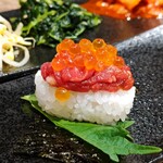 USHIHACHI - いくら肉寿司