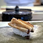 Sushi Uchio - ◆穴子・・フワフワというよリ、少ししっかり目の食感ですがこれはこれで好み。ツメのお味がいいこと。