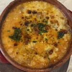 ESOLA - ランチの季節野菜のドリア
      
      サラダ前菜の盛り合わせと飲み物がついて1280円