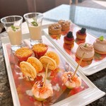 ピーク・ラウンジ - 