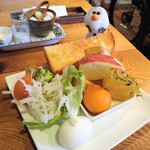 cafe 饗 - お野菜＆フルーツ……そしてゆで卵