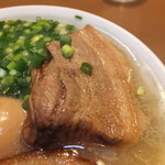 ラーメン櫻島 - 櫻島ラーメン　８５０円のチャーシュー　２　【　２０１３年１１月　】
