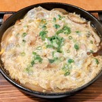 茶寮 ふ川 - 地鶏の鉄鍋玉子とじ