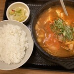 カルビ丼とスン豆腐専門店 韓丼 - 嫁さんは海鮮スン豆腐定食