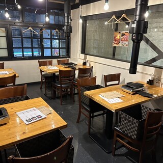 OK for everything from solo Yakiniku (Grilled meat) to various banquets ◎ A comfortable and homely space