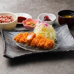 Tonkatsu Datekatsu - 