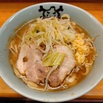 ラーメン二郎 立川店 - 少なめラーメン  麺少なめ  ヤサイ少なめ  ニンニク