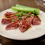 大手門 - サガリ タレ（1,100円）