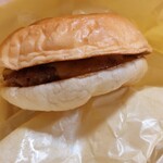 LOTTERIA - 一応、絶品チーズバーガー…普通に旨いすぅ!…