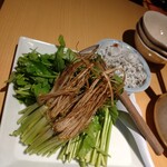 漁亭 浜や - 鍋用のせりと大量のしらす！