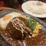 モンブラン - ハンバーグランチ　ロシアン　目玉トッピング