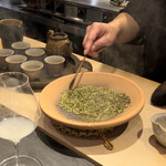 U.KAI - 目の前で茶葉が炒られる香りから楽しめます♪