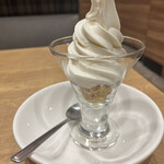 ガスト - 料理写真:ソフトクリーム