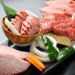 元祖ホルモン酒場 - 