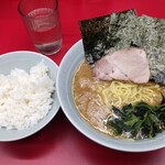 家系ラーメン 武将家 - 