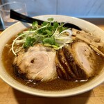 ボニート・ボニート - 粗挽醤油980円 中盛り130円 豚煮300円