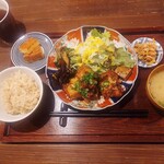 日本酒と和薬膳 ソラマメ食堂 - 全景