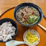四日市港 第一船員会館 - 