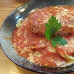 アル ガンベリーノ - ハンバーグとトマトソース