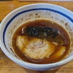 静岡　大勝軒 - 特製つけ麺のつけ汁