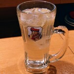 酒と飯スタンドゆうじ - 令和5年11月
営業時間(13:00〜24:00)
漬け込んだジンジャーはちみつハイボール 税込218円