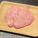 Wagyu Beef Tomosankaku Half