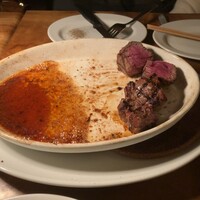 カルネジーオ イースト - 