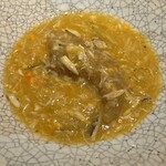 茶禅華 - フカヒレの煮込み　上海蟹