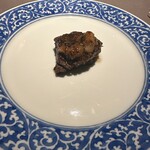 茶禅華 - 蝦夷鹿　もも肉　炭火焼き　黒ニンニク　黒胡椒