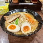 Sapporo Jukusei Miso Ramen Takumi Kami - 味玉味噌ラーメン 890円
                2023年12月1日