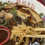Shimpukusaikan - 中太ストレート麺