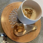 サンセリテ - ◉スープ
      　きたあかりのポタージュ
      　※スプーンも温かかったので、
      　　お店の心遣いを感じました。