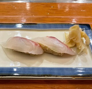 Sushi Ando Ba Kirin - 鯛にぎり寿司