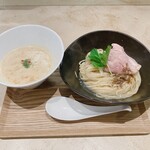 Ramemburai - 濃厚鶏つけ麺　960円