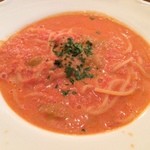 タヴォロッツァ - 生ウニのトマトクリーム和えスパゲティ