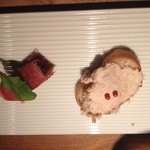 ワインと天婦羅 あら木 - 前菜、豚肉のリエットとアボカドとチーズの生ハム巻き