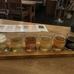 ホップス アンド ハーブズ - 飲み比べ6種、1300円