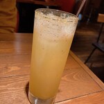 チーズ料理専門店 さくらダイニング - 完熟りんごのしゅわしゅわ(650円)